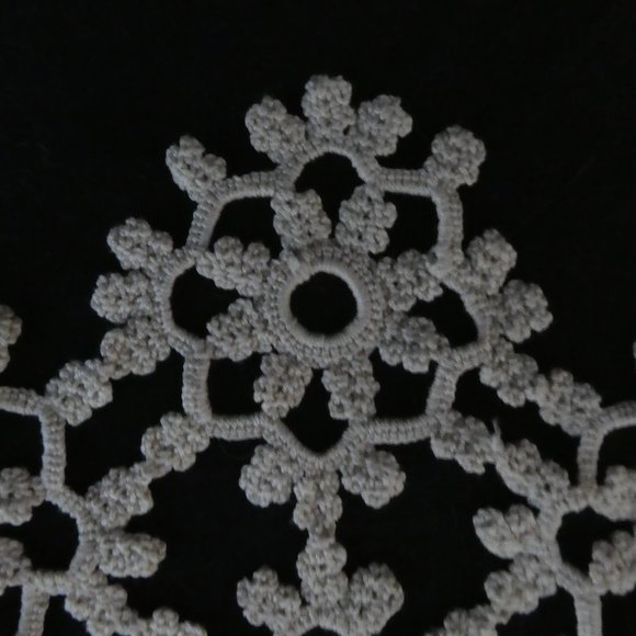 Cute Vintage Handmade Crochet Doily - Picture 2 of 6